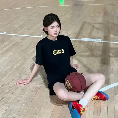 孙娜致